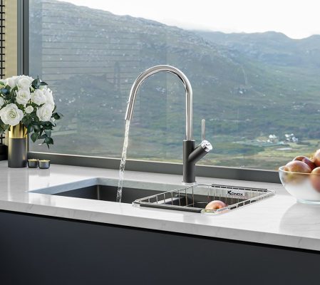 Vòi rửa bát dây rút Konox Ponte Black