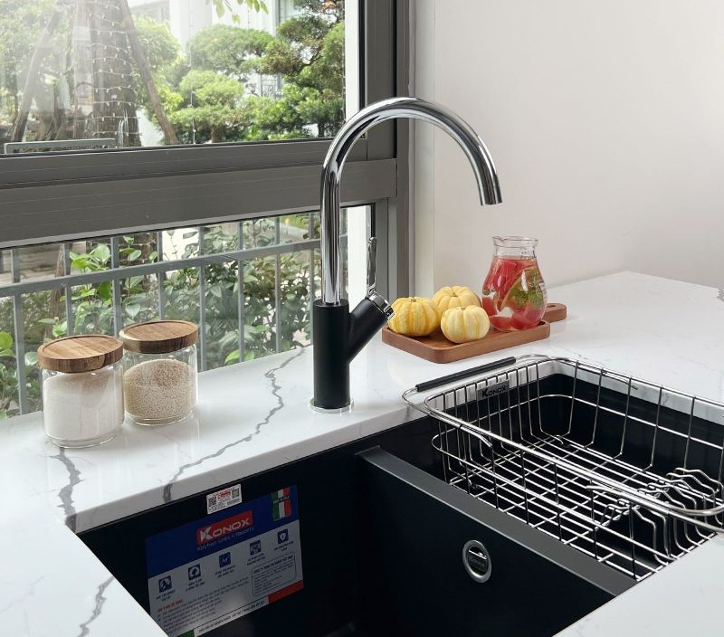 Vòi rửa bát Konox Modo Black Vòi rửa bát Konox Modo Black