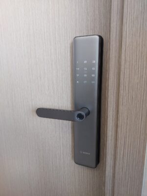 Khóa điện tử cửa gỗ Bosch ID40P EU Khóa điện tử cửa gỗ Bosch ID40P EU