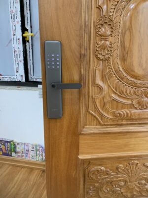 Khóa điện tử cửa gỗ Bosch ID40P EU Khóa điện tử cửa gỗ Bosch ID40P EU