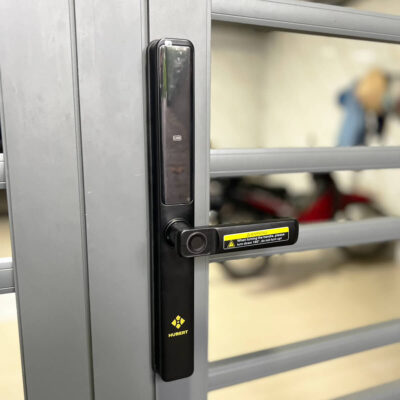 Khóa điện tử cửa nhôm Hubert HB CN21 Black