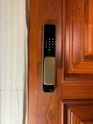 Khóa điện tử cửa gỗ Bosch EL600 EU Khóa điện tử cửa gỗ Bosch EL600 EU