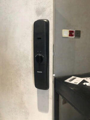 Khóa điện tử cửa gỗ PHILIPS DDL702-1HWS