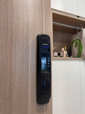 Khóa điện tử cửa gỗ PHILIPS DDL702-8HWS