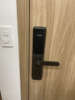 Khóa điện tử cửa gỗ Bosch ID60 EU Khóa điện tử cửa gỗ Bosch ID60 EU