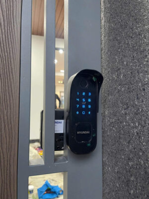 Khoá điện tử cửa cổng Hyundai HY-SLN002 Black