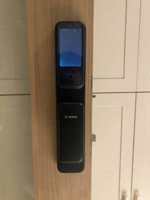 Khóa điện tử cửa gỗ Bosch EL600VF EU Khóa điện tử cửa gỗ Bosch EL600VF EU