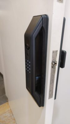 Khóa điện tử cửa gỗ Bosch FU6 PLUS Khóa điện tử cửa gỗ Bosch FU6 PLUS