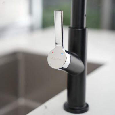 Vòi rửa bát thân mềm Konox Tema Black