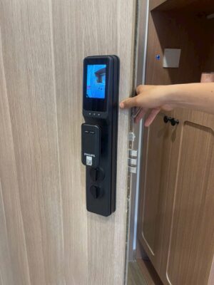 Khóa điện tử cửa gỗ PHILIPS DDL303-VP Khóa điện tử cửa gỗ PHILIPS DDL303-VP