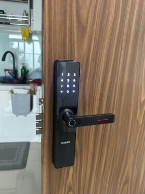 Khóa điện tử cửa gỗ PHILIPS DDL609-5HS Khóa điện tử cửa gỗ PHILIPS DDL609-5HS