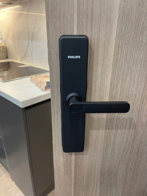 Khóa điện tử cửa gỗ PHILIPS DDL609-5HS Khóa điện tử cửa gỗ PHILIPS DDL609-5HS