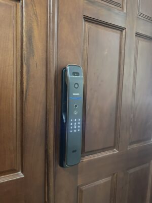 Khóa điện tử cửa gỗ PHILIPS DDL709-7HWS