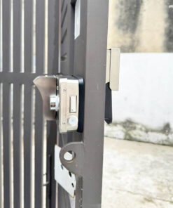 khóa vân tay cửa cổng Laffer A18