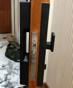 Hình ảnh thực tế của Khóa cửa vân tay Bosch FU30 PLUS